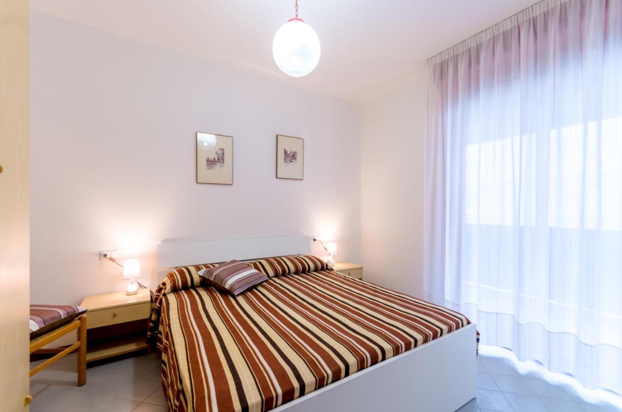 Condominio Clyo Bibione Buitenkant foto