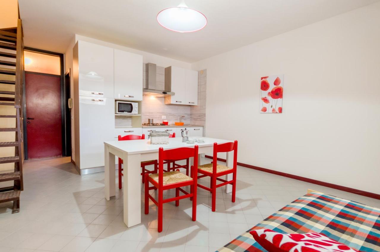 Condominio Clyo Bibione Buitenkant foto